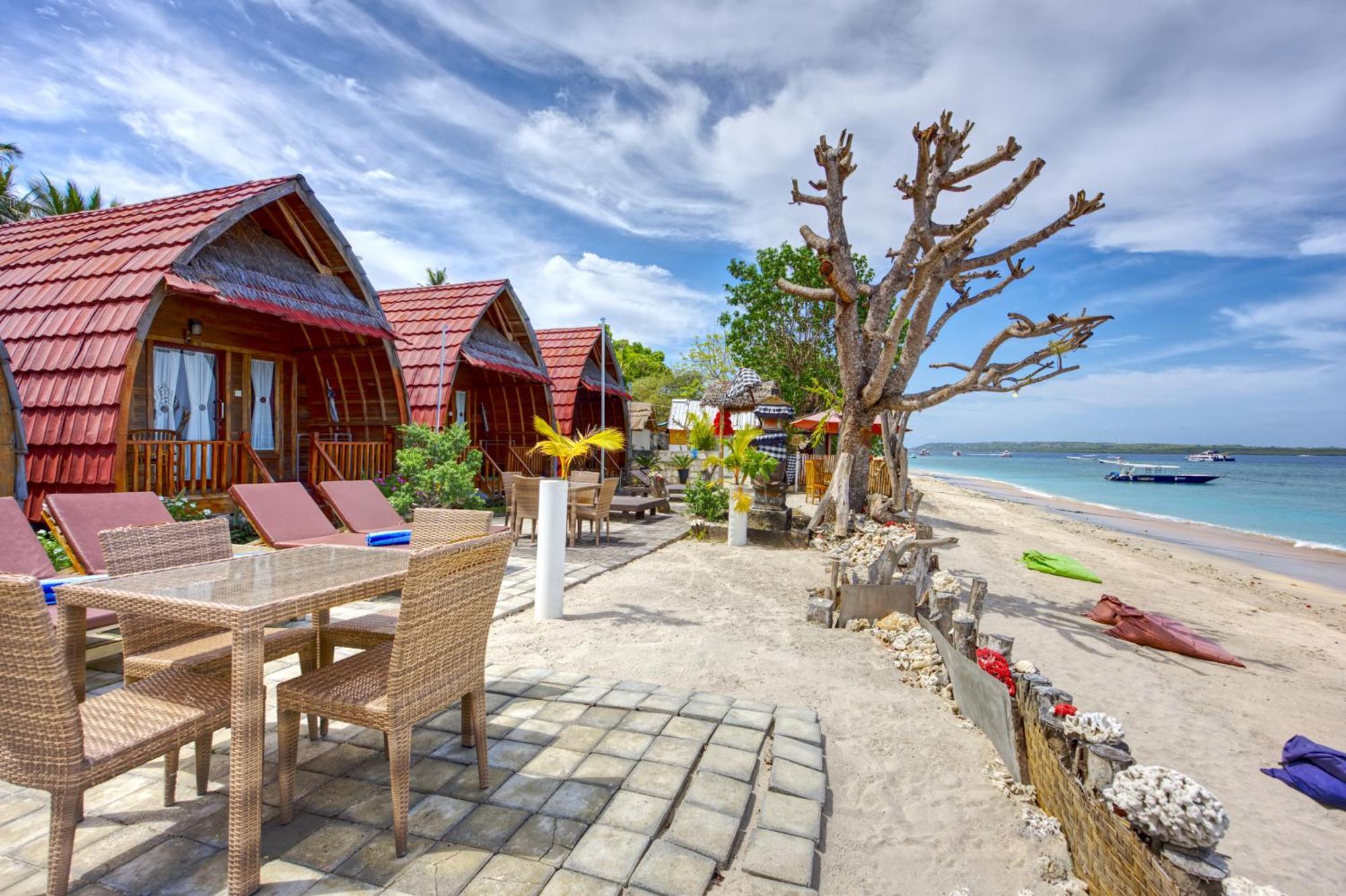 Santen Beach Bungalows Ped Экстерьер фото