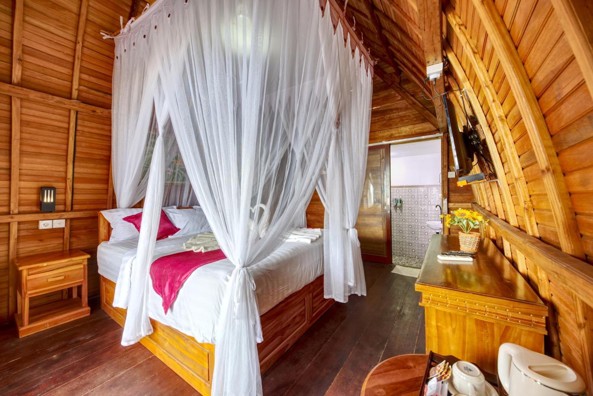 Santen Beach Bungalows Ped Экстерьер фото